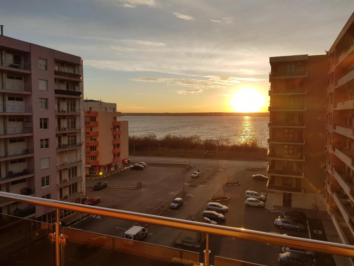 Summerland Beach&Sun Apartments มามายา ภายนอก รูปภาพ