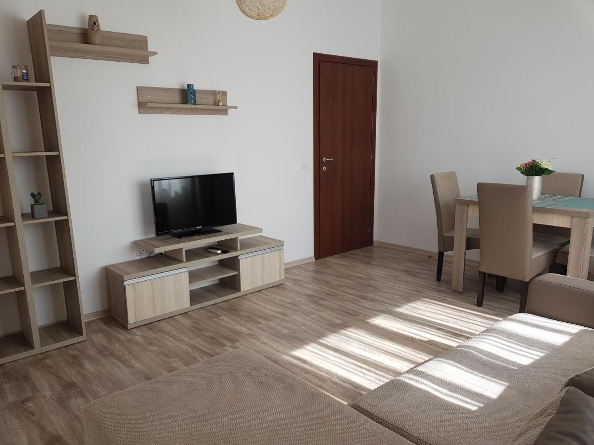 Summerland Beach&Sun Apartments มามายา ภายนอก รูปภาพ