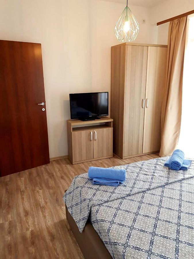 Summerland Beach&Sun Apartments มามายา ภายนอก รูปภาพ